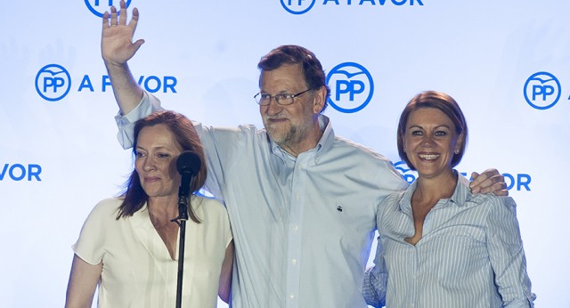 Mariano Rajoy celebra los resultados del 26J en el balcón de Génova 