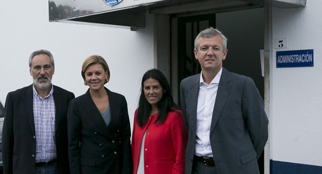 María Dolores de Cospedal visita la empresa PESCAMAR