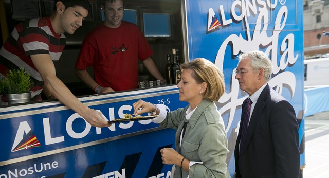 María Dolores de Cospedal visita Bilbao