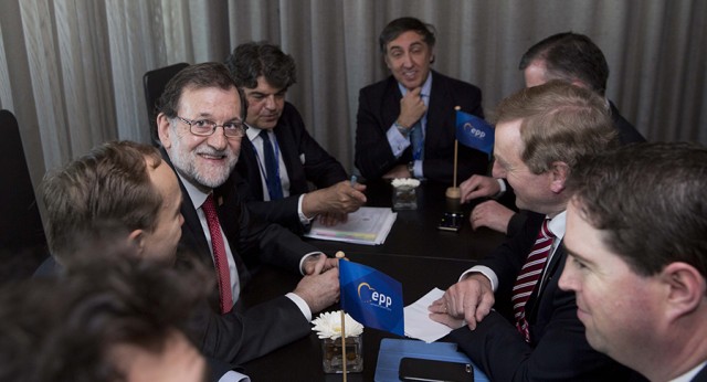 Mariano Rajoy se reúne con el primer ministro de Irlanda, Enda Kenny, en el Congreso del PPE en Malta