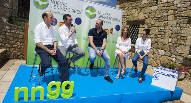 Javier Maroto participa en la III Escuela de Verano de Nuevas Generaciones de Guadalajara