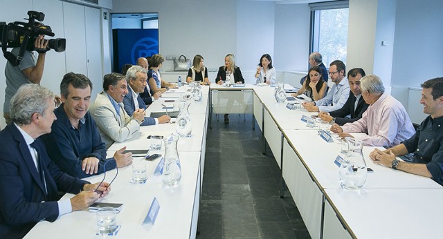 Maillo preside la reunión de coordinación con vicesecretarios, coordinador y secretarios