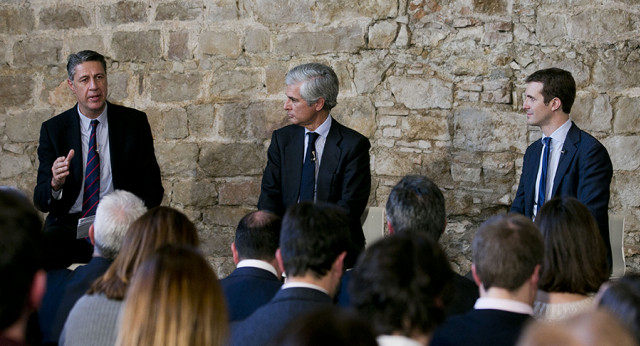 Xavi García Albiol, Pablo Casado y Adolfo Suárez Illana participan en un acto por la concordia en el Salón del Tinell