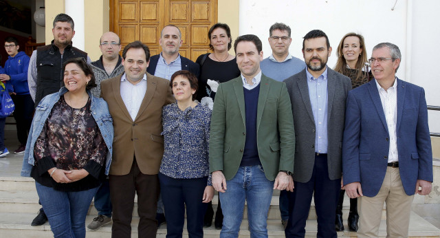 Teodoro Gacía Egea en la presentación de candidatos de Elche de la Sierra