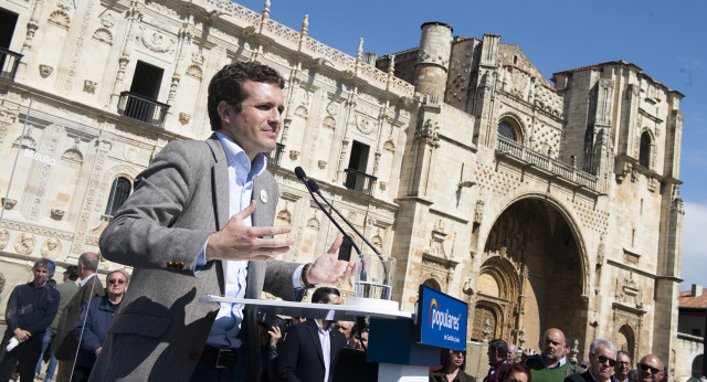 Pablo Casado en un acto en León 