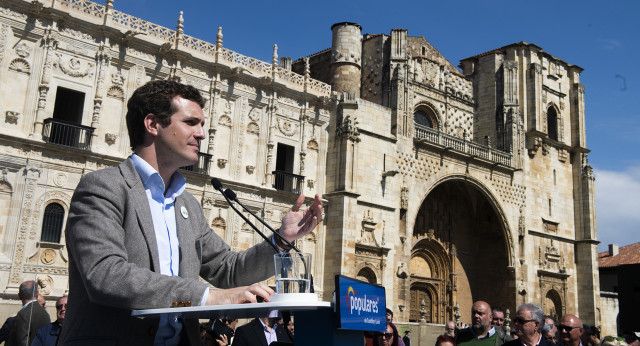 Pablo Casado en un acto en León 