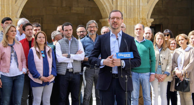 Javier Maroto en un acto electoral en Labastida