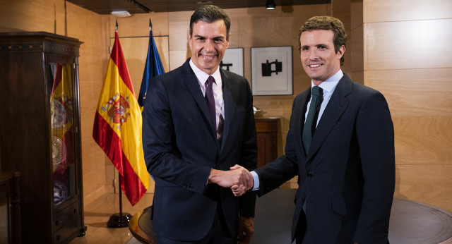 Reunión de Pablo Casado con Pedro Sánchez