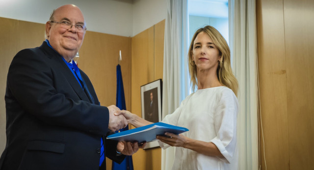 Reunión de Cayetana Álvarez de Toledo con el embajador Antonio Ecarri, enviado especial del Presidente Encargado de Venezuela