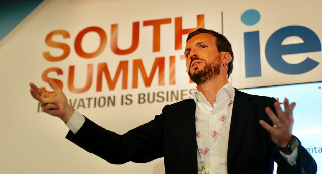 Pablo Casado visita el South Summit