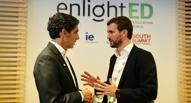 Pablo Casado visita el South Summit