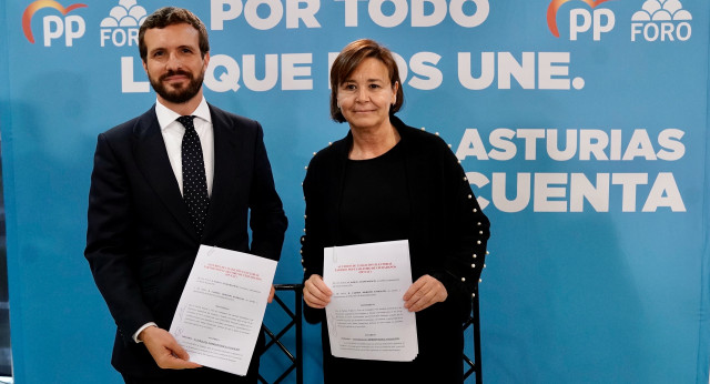 Firmas acuerdo de la coalición electoral PP-FORO