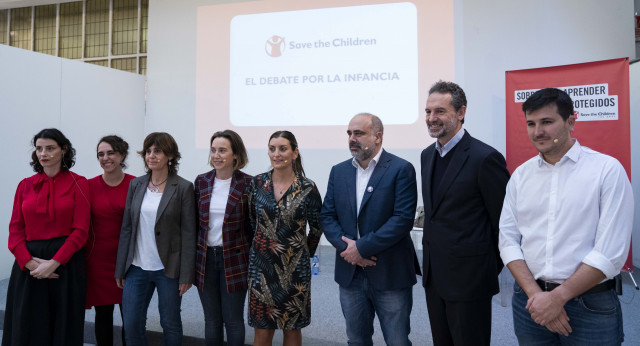 Cuca Gamarra participa en el coloquio organizado por Save The Children
