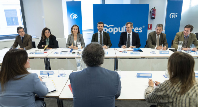 Reunión con Consejeros de Educación del PP