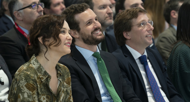 Pablo Casado, Isabel Díaz Ayuso y José Luis Martínez-Almeida en FITUR 2020