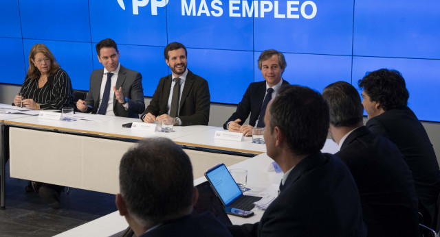 Reunión con consejeros de Hacienda del PP 