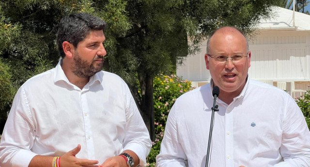 Miguel Tellado, Fernando López Miras y Carlos Mazón asisten  al “Encuentro Popular Región de Murcia–Comunidad Valenciana 2022”