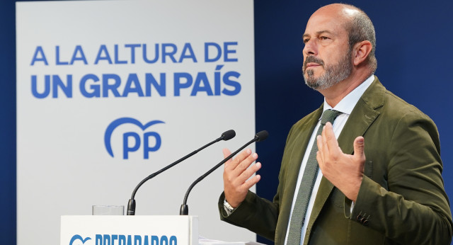 El vicesecretario de Coordinación Autonómica y Local del PP, Pedro Rollán, presenta la 25 Interparlamentaria del Partido Popular