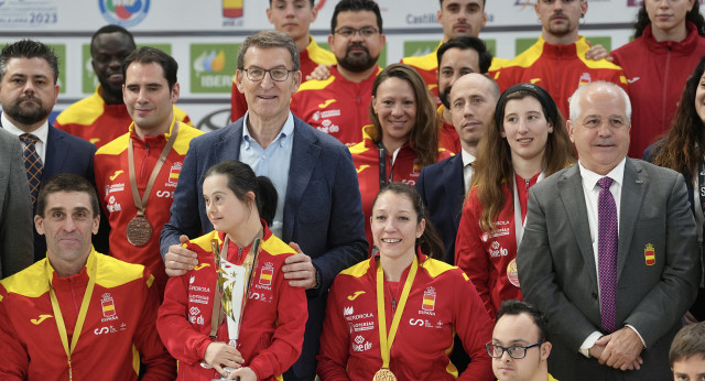 Alberto Núñez Feijóo en el campeonato de Europa de Kárate en Guadalajara