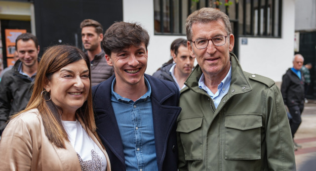 Alberto Núñez Feijóo visita Torrelavega