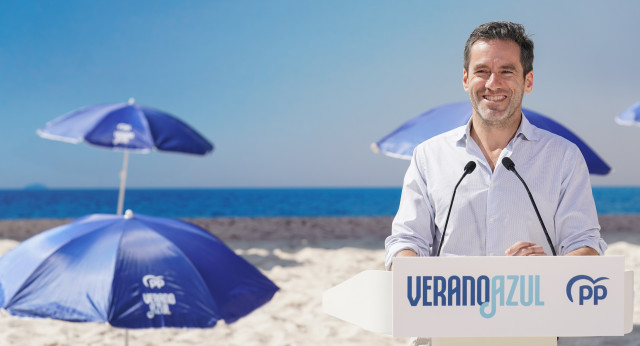 Borja Sémper presenta la campaña Verano Azul 