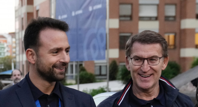 Alberto Núñez Feijóo y Álvaro Queipo en el XVIII Congreso del PP de Asturias