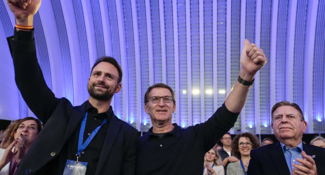Alberto Núñez Feijóo, Álvaro Queipo y Alfredo Canteli en el XVIII Congreso del PP de Asturias