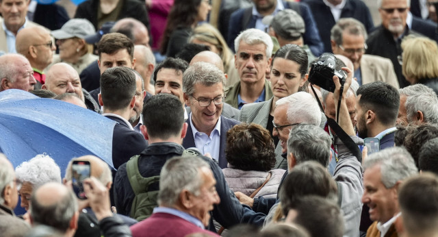 Mitin en Cornellá