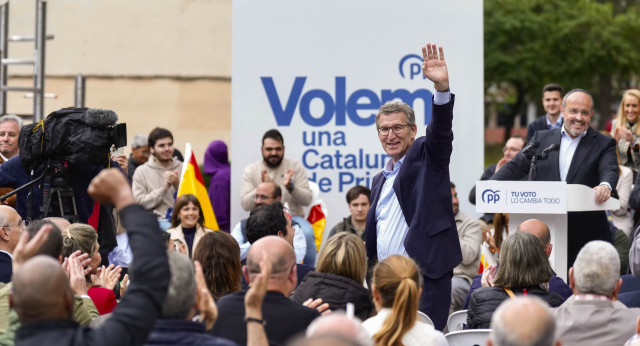 Mitin en Cornellá