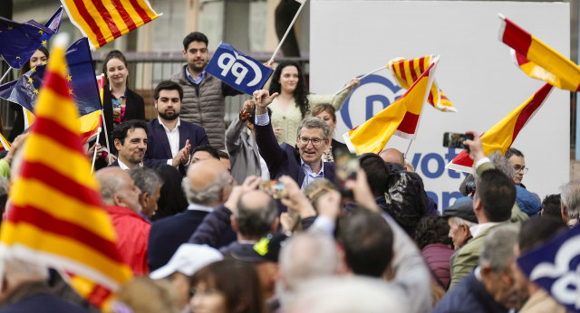 Mitin en Cornellá