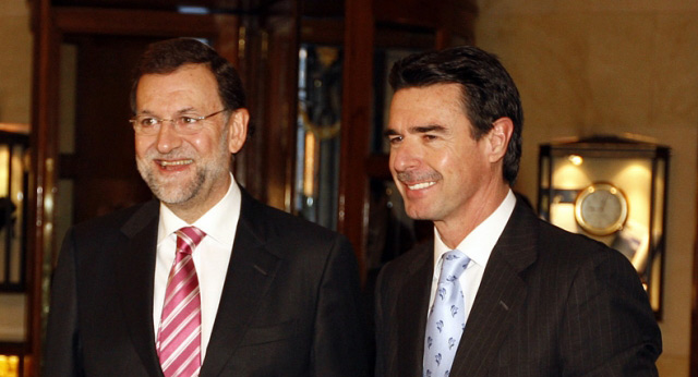 Mariano Rajoy y José Manuel Soria en el Forum Europa