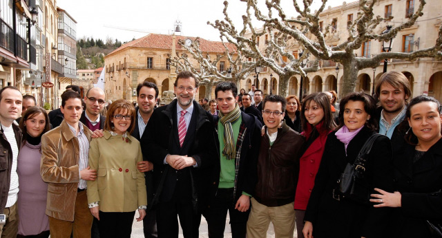 Mariano Rajoy junto con la delegación del PP de Soria