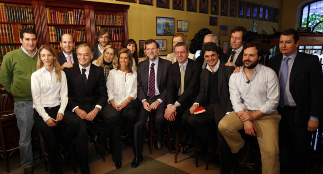 Foto de Familia de la presentación de la Blogosfera Popular