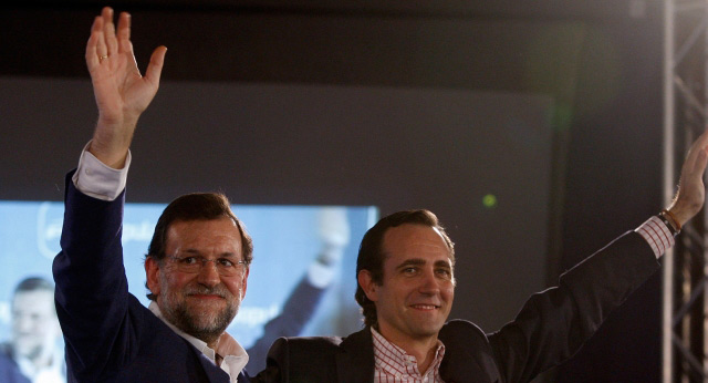 Rajoy y Bauzá durante la clausura