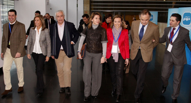 Juanma Moreno, Ana Mato, Javier Arenas, María Dolores de Cospedal, Esteban González Pons y Carlos Cuevas