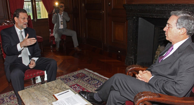 Mariano Rajoy se reúne con Álvaro Uribe