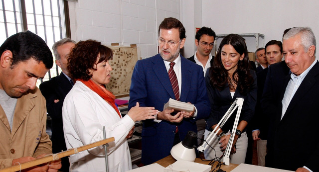 Mariano Rajoy junto a Javier Arenas ha visitado un centro de inserción laboral de personas con discapacidad en Córdoba.