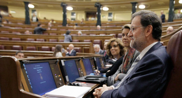 El presidente del PP, Mariano Rajoy, durante su intervención en el pleno del Congreso