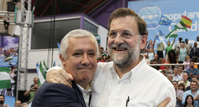 Mariano Rajoy y Javier Arenas en un acto del PP en Viator (Almería)