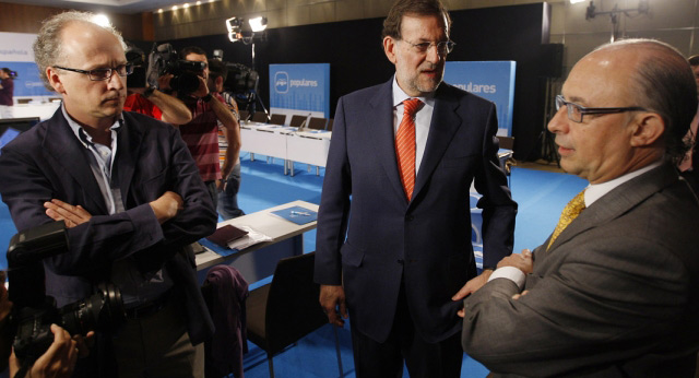 Mariano Rajoy, Cristóbal Montoro y Gabriel Elorriaga en el Foro Económico del PP