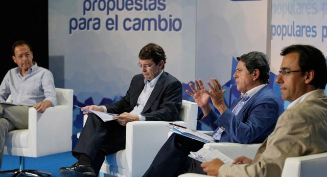 Federico Trillo en el Foro Institucional: "Administraciones eficaces al servicio de los ciudadanos"