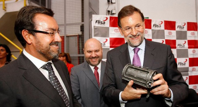 Mariano Rajoy, ha visitado las instalaciones de una lavandería industrial de la Fundación ONCE.