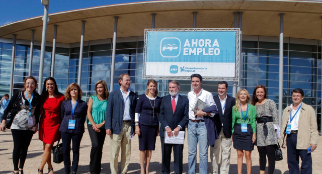 Foto de familia de la XVI Unión Interparlamentaria Popular en Maspalomas (Gran Canaria)