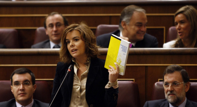 Soraya Sáenz de Santamaría durante su intervención en la sesión de control al Gobierno