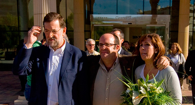 Mariano Rajoy acompaña a Alicia Sánchez Camacho en la campaña electoral catalana 2010