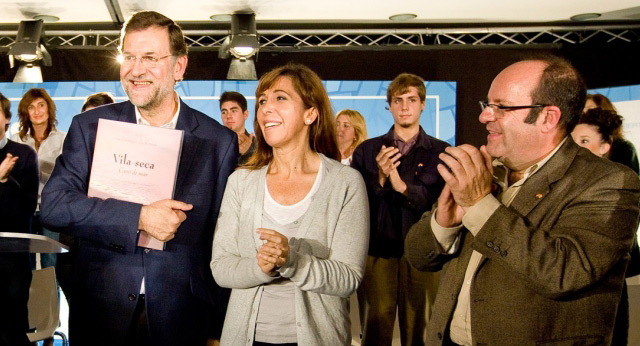 Mariano Rajoy acompaña a Alicia Sánchez Camacho