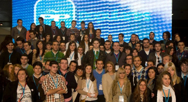 Foto de familia durante la convención Regional del PP de Galicia
