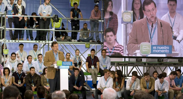 El presidente del PP, Mariano Rajoy, en la clausura del 13Congreso Nacional de NNGG