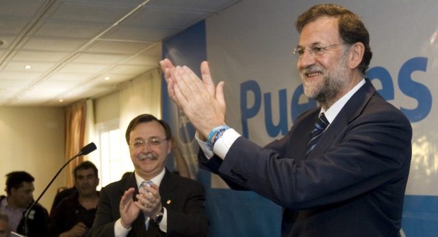 Mariano Rajoy con Juan Vivas en un acto del PP en Ceuta
