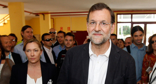 Mariano Rajoy ejerce su derecho al voto